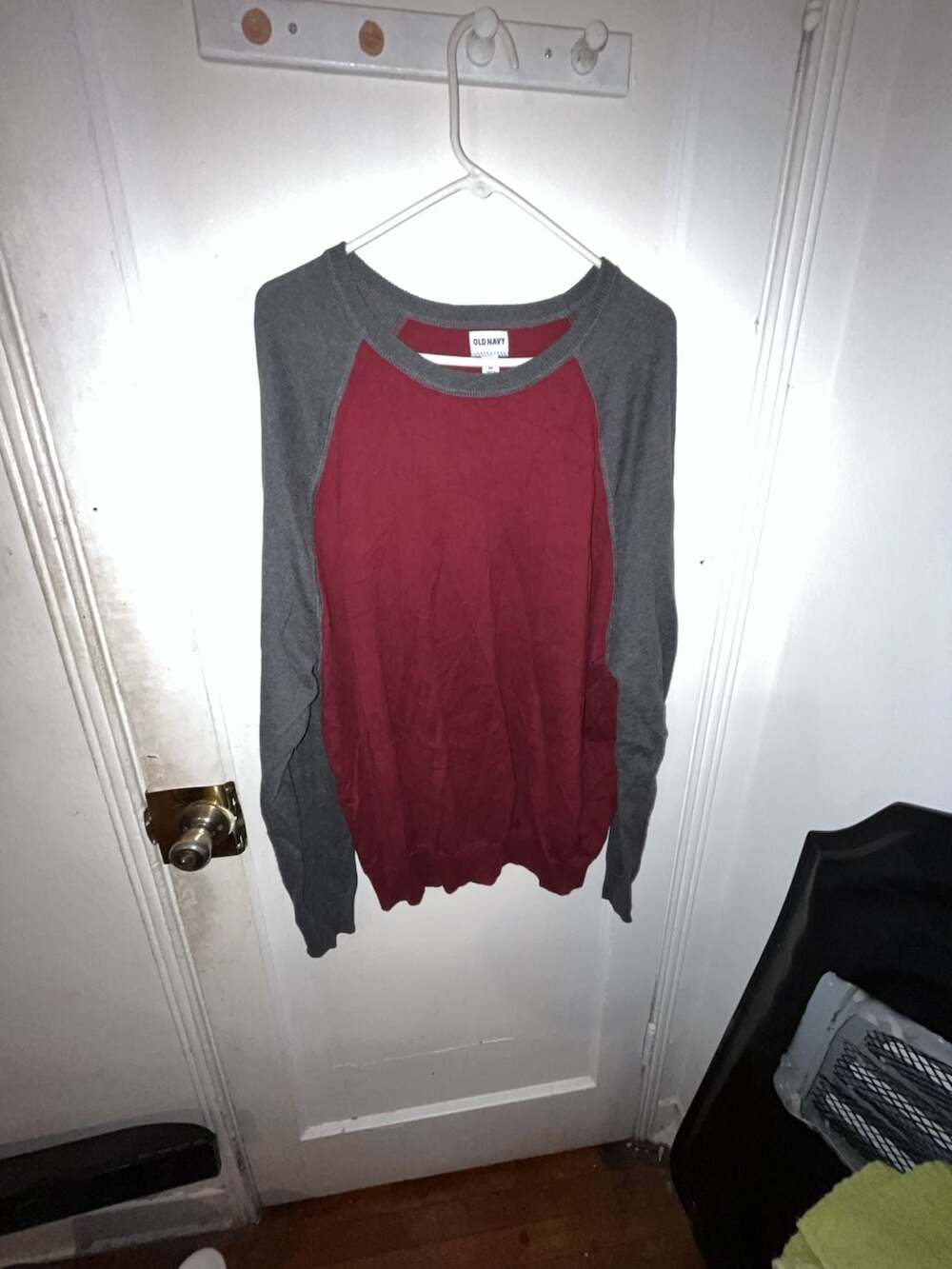 Old Navy Raglan Sweater Size XXL Burgundy Gray Two-Tone Long Sleeve